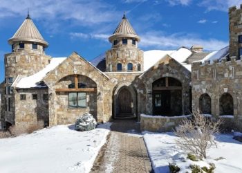 Step Inside This $6M Modern Castle for Sale in Douglas County